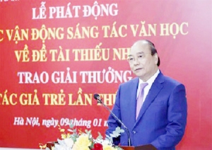 Chủ tịch nước Nguyễn Xuân Phúc tới dự Lễ phát động cuộc vận động sáng tác văn học về đề tài thiếu nhi