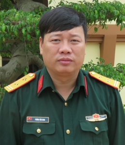 Nhà văn Phùng Văn Khai