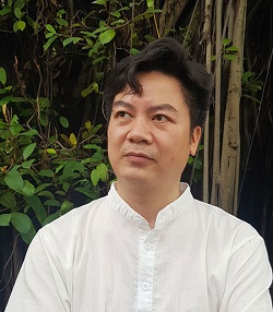 Nhà thơ Nguyễn Quang Hưng