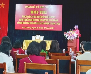Đ/c Nguyễn Thị Ninh tại Hội nghị