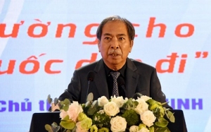 Nhà thơ Nguyễn Quang Thiều, Chủ tịch Hội Nhà văn Việt Nam phát biểu khai mạc Hội nghị.