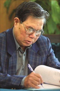Nhà văn Ma Văn Kháng